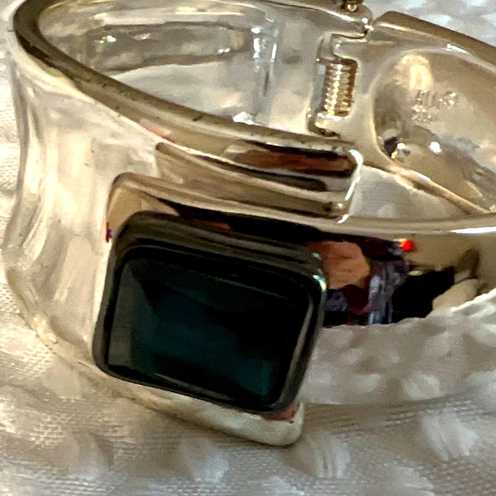 Robert Lee Morris Silver Wristband with Teal Accent - Picture 4 of 4